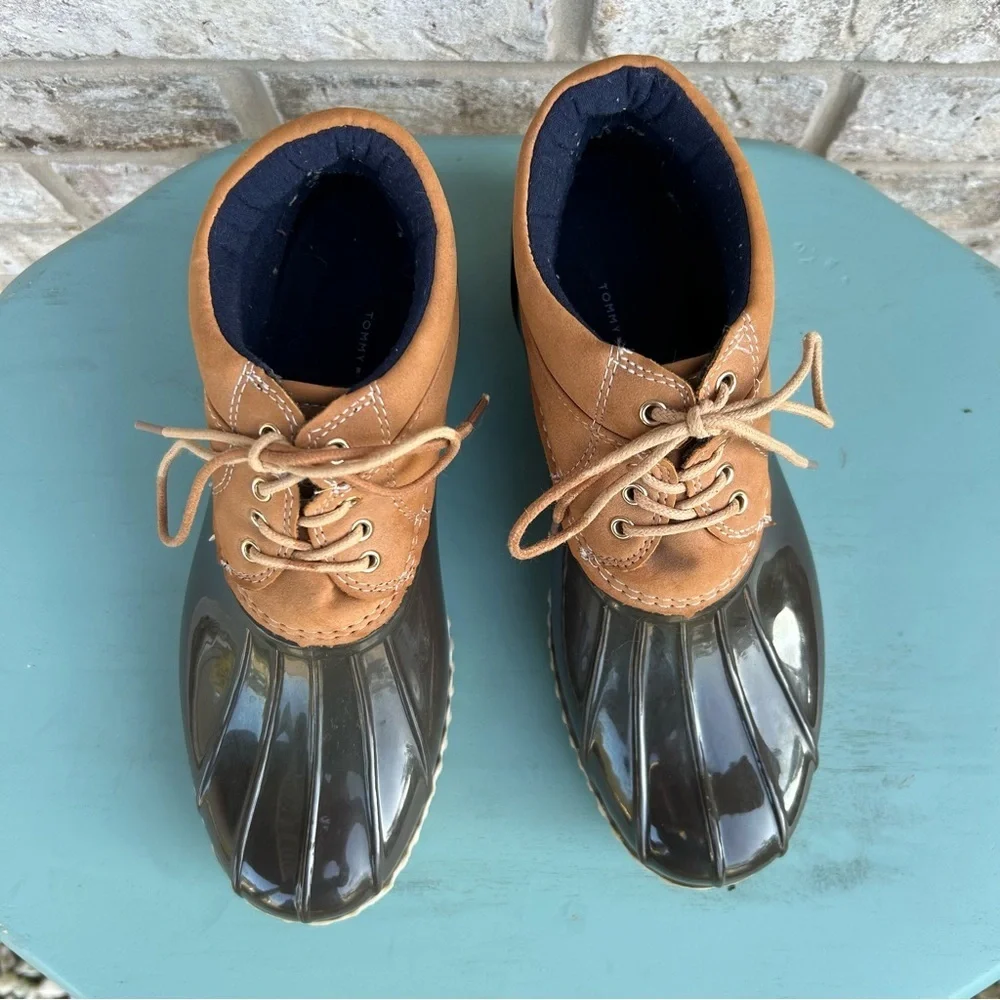 Tommy Hilfiger Tan and Brown Duck Boots